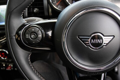 Mini Hatch COOPER S EXCLUSIVE 21