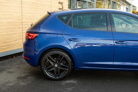 SEAT Leon TSI EVO FR BLACK EDITION 11