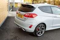 Ford Fiesta ST-3 11