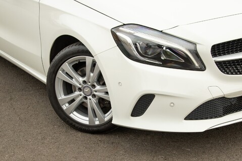 Mercedes-Benz A Class A 180 SPORT PREMIUM 3