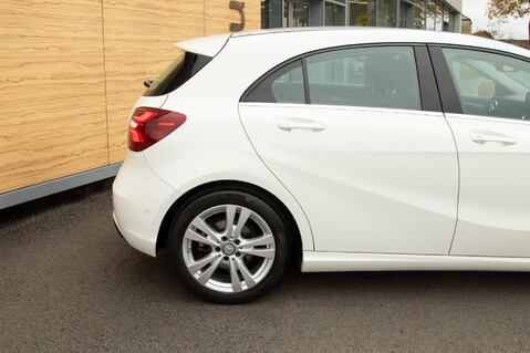 Mercedes-Benz A Class A 180 SPORT PREMIUM 11