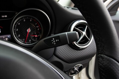 Mercedes-Benz A Class A 180 SPORT PREMIUM 20