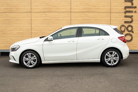 Mercedes-Benz A Class A 180 SPORT PREMIUM 16