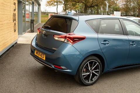 Toyota Auris VVT-I DESIGN 10