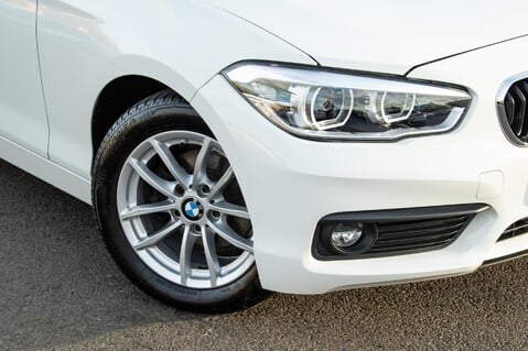 BMW 1 Series 116D SE BUSINESS 3