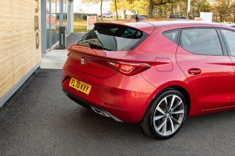 SEAT Leon ETSI EVO FIRST EDITION DSG MHEV 10