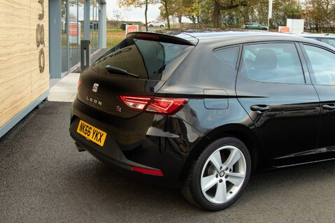 SEAT Leon TDI FR TECHNOLOGY 10