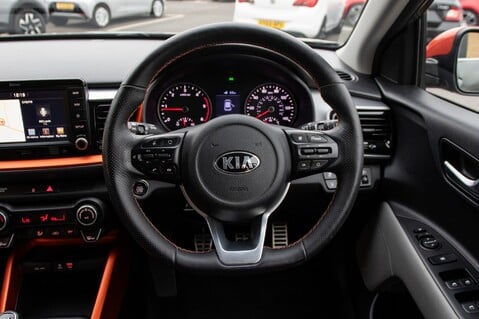 Kia Stonic CRDI FIRST EDITION 23