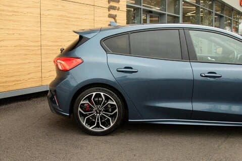 Ford Focus ST-LINE X 11