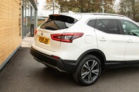 Nissan Qashqai DIG-T N-CONNECTA 10