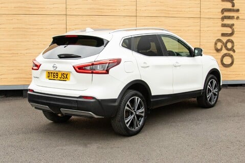 Nissan Qashqai DIG-T N-CONNECTA 4