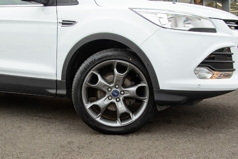 Ford Kuga TITANIUM 2