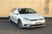 Volkswagen Golf SE NAVIGATION TSI EVO 1