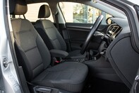 Volkswagen Golf SE NAVIGATION TSI EVO 32