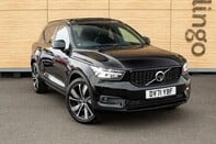 Volvo XC40 RECHARGE T5 R-DESIGN PRO 1