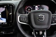 Volvo XC40 RECHARGE T5 R-DESIGN PRO 22