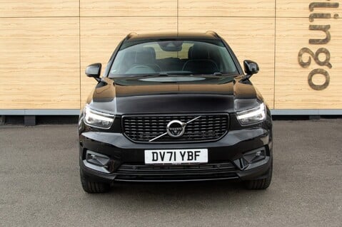 Volvo XC40 RECHARGE T5 R-DESIGN PRO 8