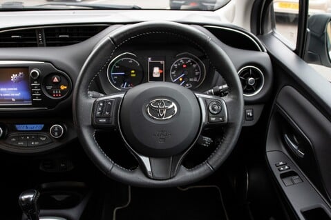 Toyota Yaris VVT-I Y20 23