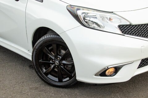 Nissan Note BLACK EDITION 3