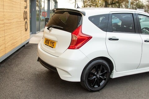 Nissan Note BLACK EDITION 10