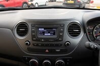 Hyundai i10 SE 24