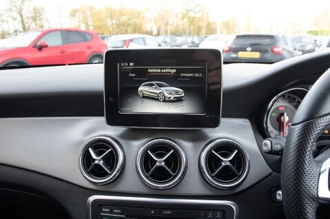 Mercedes-Benz CLA Class CLA 220 D AMG LINE 29