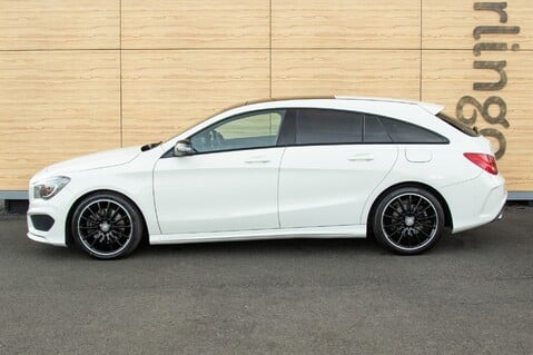 Mercedes-Benz CLA Class CLA 220 D AMG LINE 17