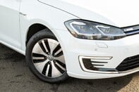 Volkswagen Golf E-GOLF 3