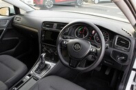 Volkswagen Golf E-GOLF 5