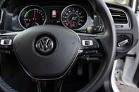 Volkswagen Golf E-GOLF 22