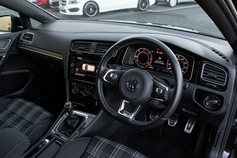 Volkswagen Golf GTD TDI 5