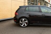 Volkswagen Golf GTI PERFORMANCE TSI DSG 11