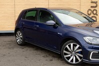 Volkswagen Golf GTE ADVANCE DSG 9