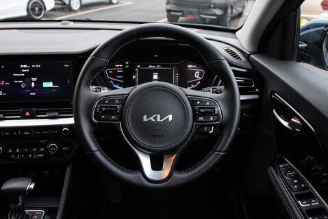 Kia Niro 3 37