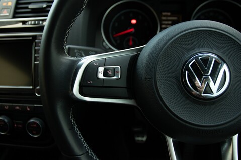 Volkswagen Scirocco R LINE TSI BLUEMOTION TECHNOLOGY 21