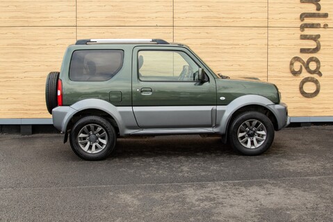 Suzuki Jimny SZ4 15