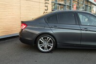 BMW 3 Series 318D SPORT 12