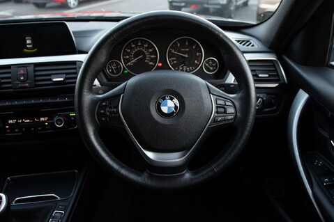 BMW 3 Series 318D SPORT 24