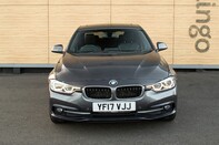 BMW 3 Series 318D SPORT 8