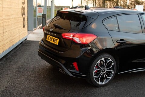 Ford Focus ST-LINE X 10