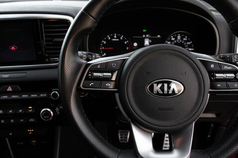 Kia Sportage GT-LINE ISG 21