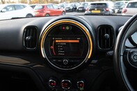 Mini Countryman COOPER D 29