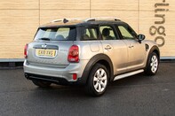 Mini Countryman COOPER D 6