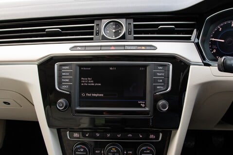 Volkswagen Passat GT TDI BLUEMOTION TECHNOLOGY 28