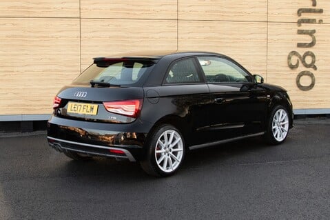 Audi A1 TFSI S LINE 4