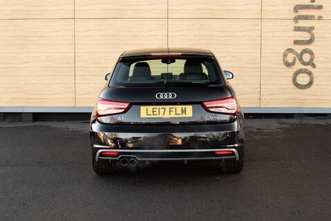 Audi A1 TFSI S LINE 8