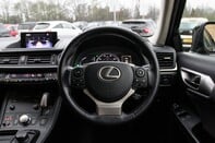 Lexus CT 200H LUXURY 23