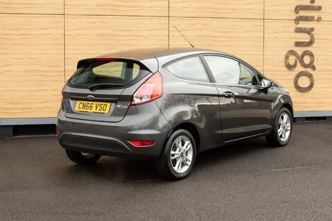 Ford Fiesta ZETEC 4