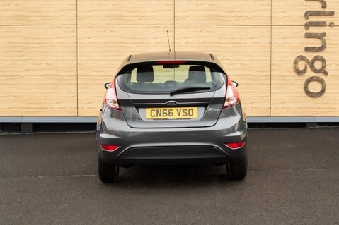 Ford Fiesta ZETEC 8