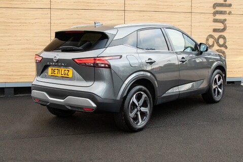 Nissan Qashqai DIG-T N-CONNECTA MHEV 4